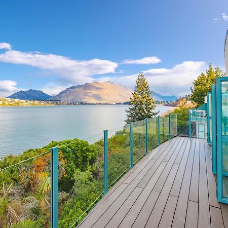 Huge Lakefront Delight - Queenstown Holiday Home 외부 사진